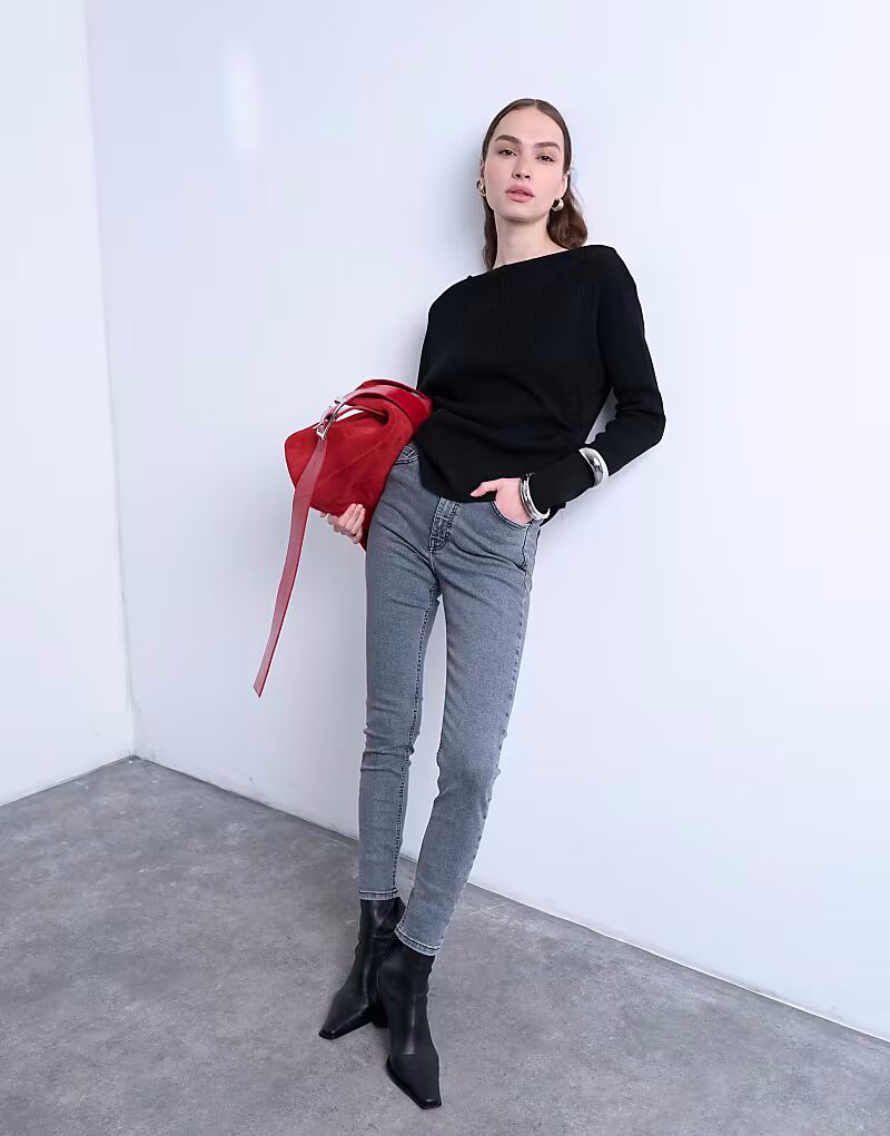 

Узкие джинсы Jamie с высокой талией серого цвета Topshop