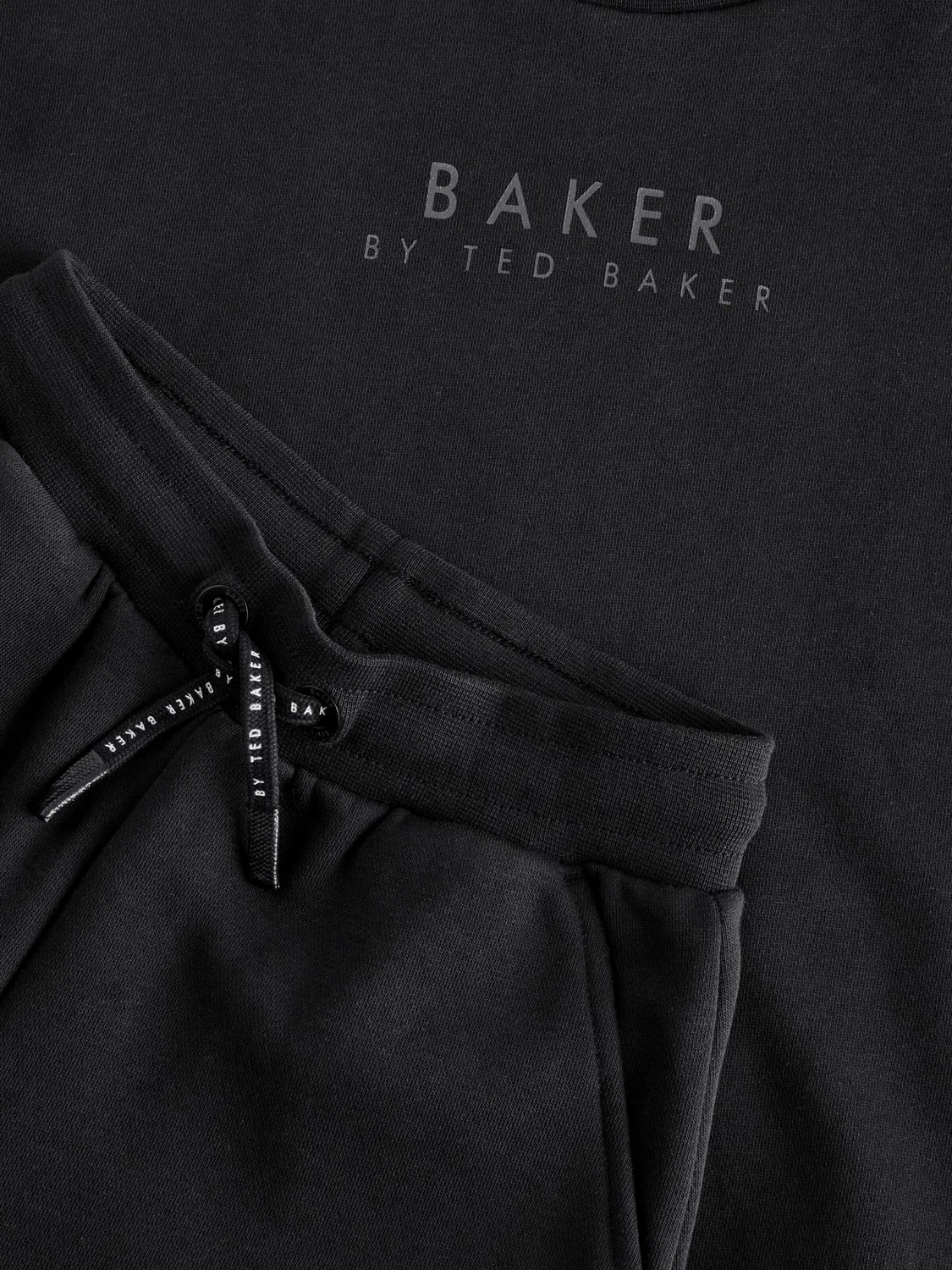 Спортивный костюм Baker by Ted Baker черного цвета — фото 3