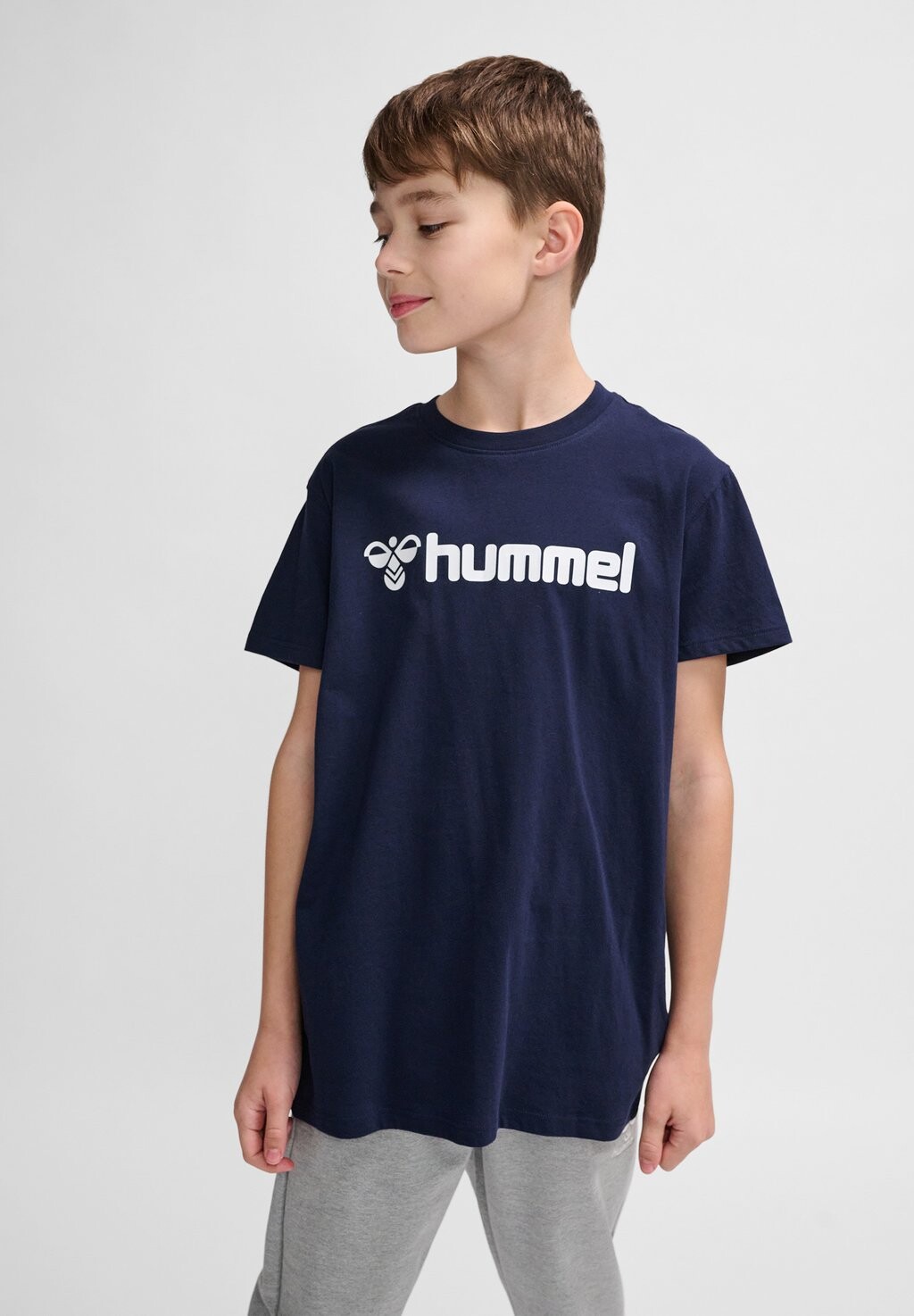 Футболка с принтом LOGO KIDS UNISEX Hummel, цвет marine — фото 3
