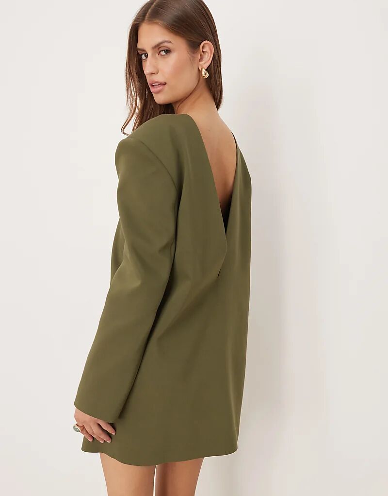 

Платье-трапеция ASOS DESIGN с подплечниками оливкового цвета