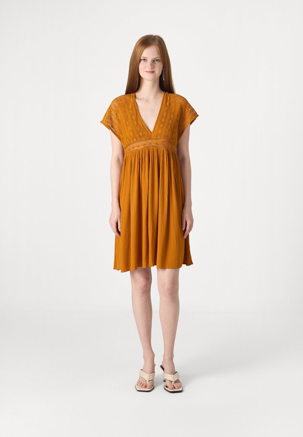 

Дневное платье Viamline V-Neck Short VILA, медово-имбирный