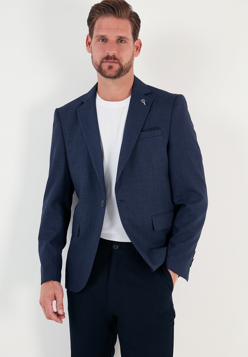 

Куртка Slim Fit Buratti, цвет dark navy blue