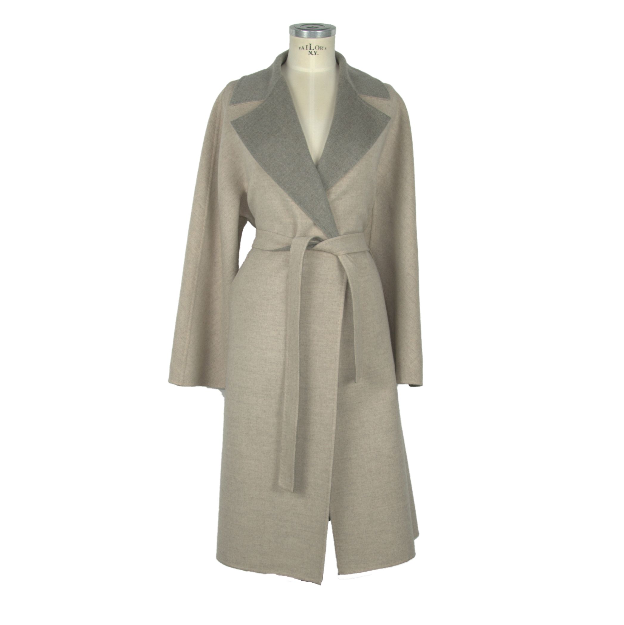 

Элегантное бежевое шерстяное пальто с тканью Loro Piana Made in Italy