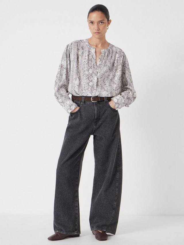 

Блузка Fernanda с принтом змеи HUSH