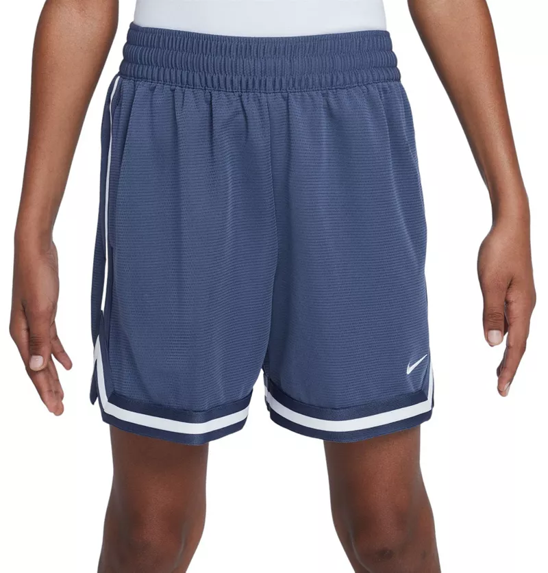 

Баскетбольные шорты Nike Dri-FIT DNA 5 дюймов для мальчиков, цвет Mystic Navy/White