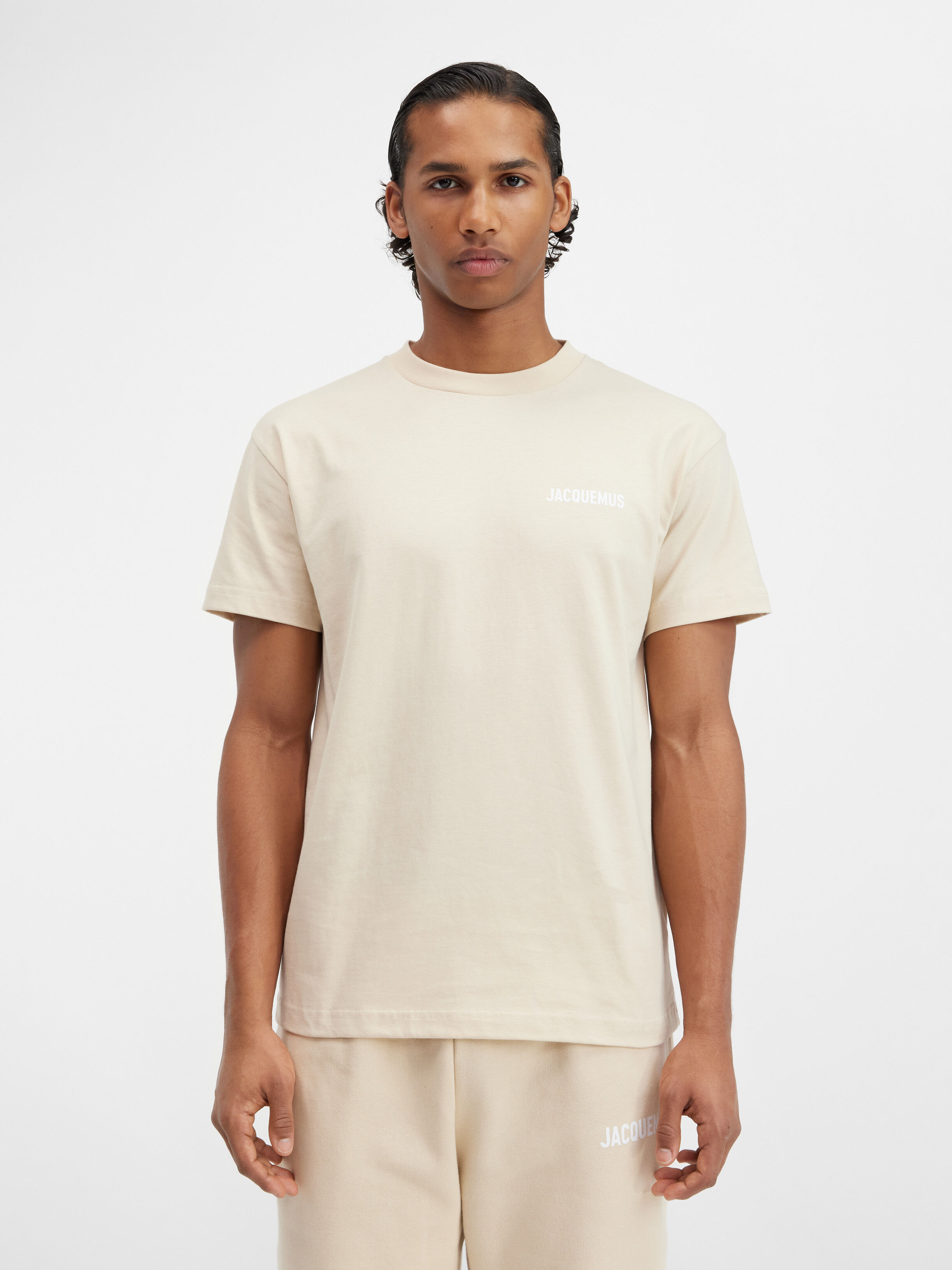 

Футболка с логотипом JACQUEMUS The Jacquemus t-shirt, светло-бежевый