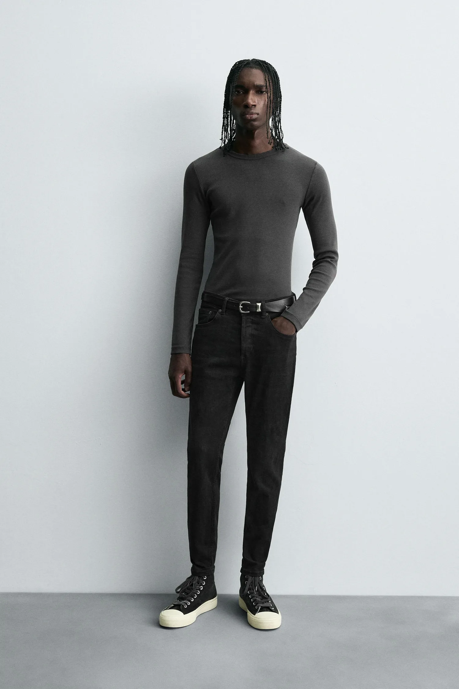 Узкие укороченные джинсы Zara, черный