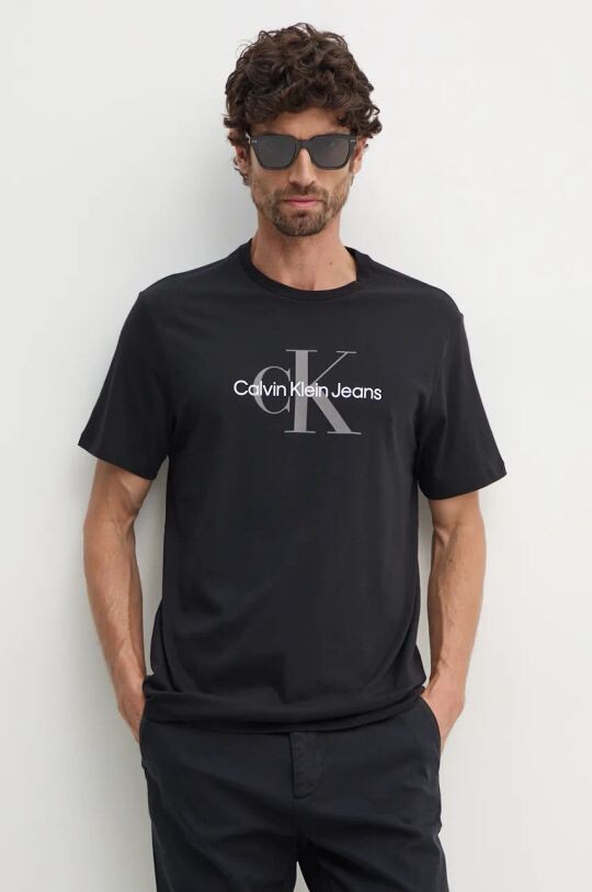 

Хлопковая футболка Calvin Klein Jeans, черный