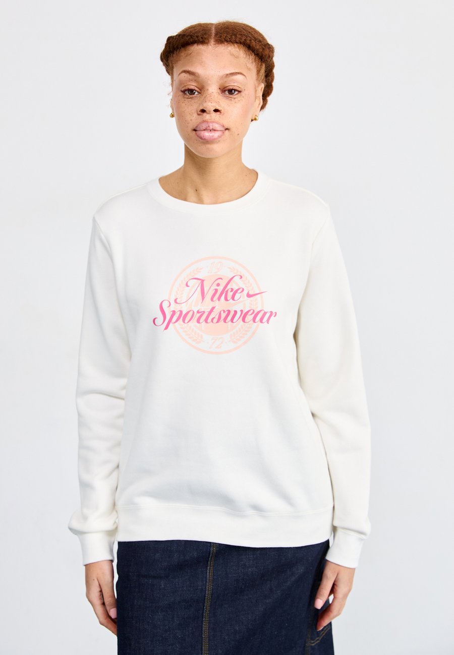 

Толстовка Nike Sportswear CLUB CREW, Sail/Off-White