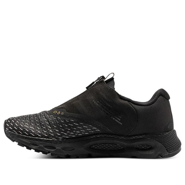 

Спортивные кроссовки Under Armour Unisex HOVR Low-Top Running Shoes Black, черный