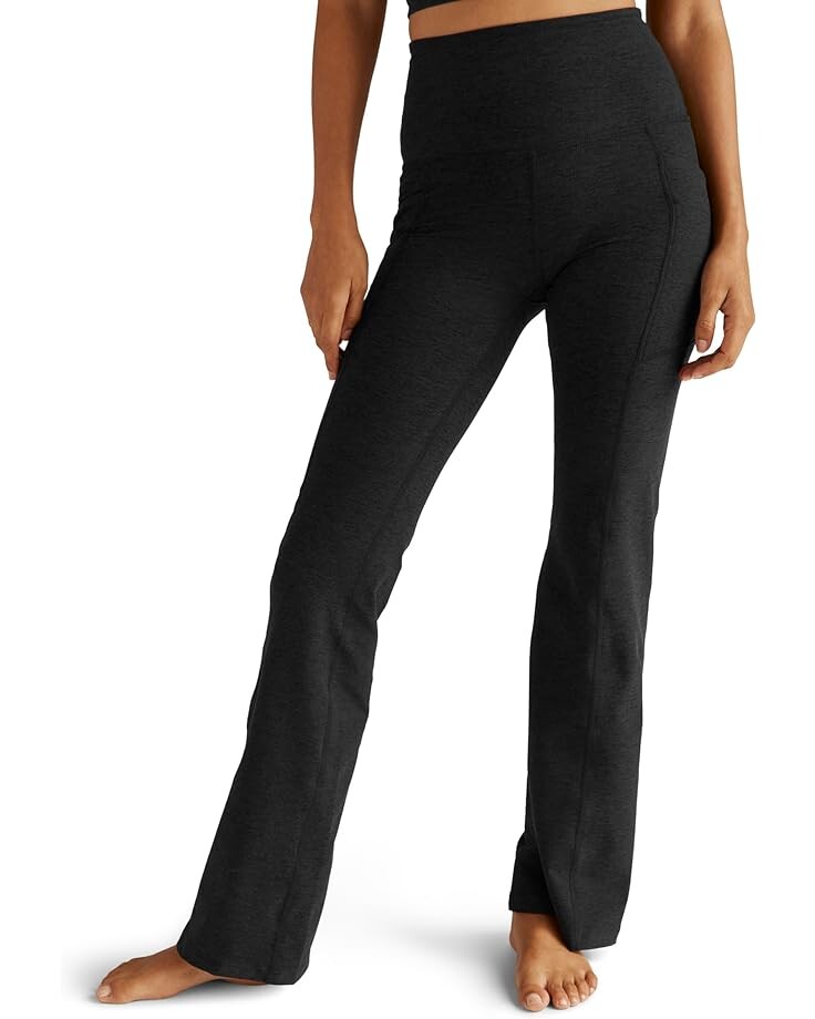 

Брюки Beyond Yoga Spacedye Versatility Pocket Bootcut, цвет Darkest Night