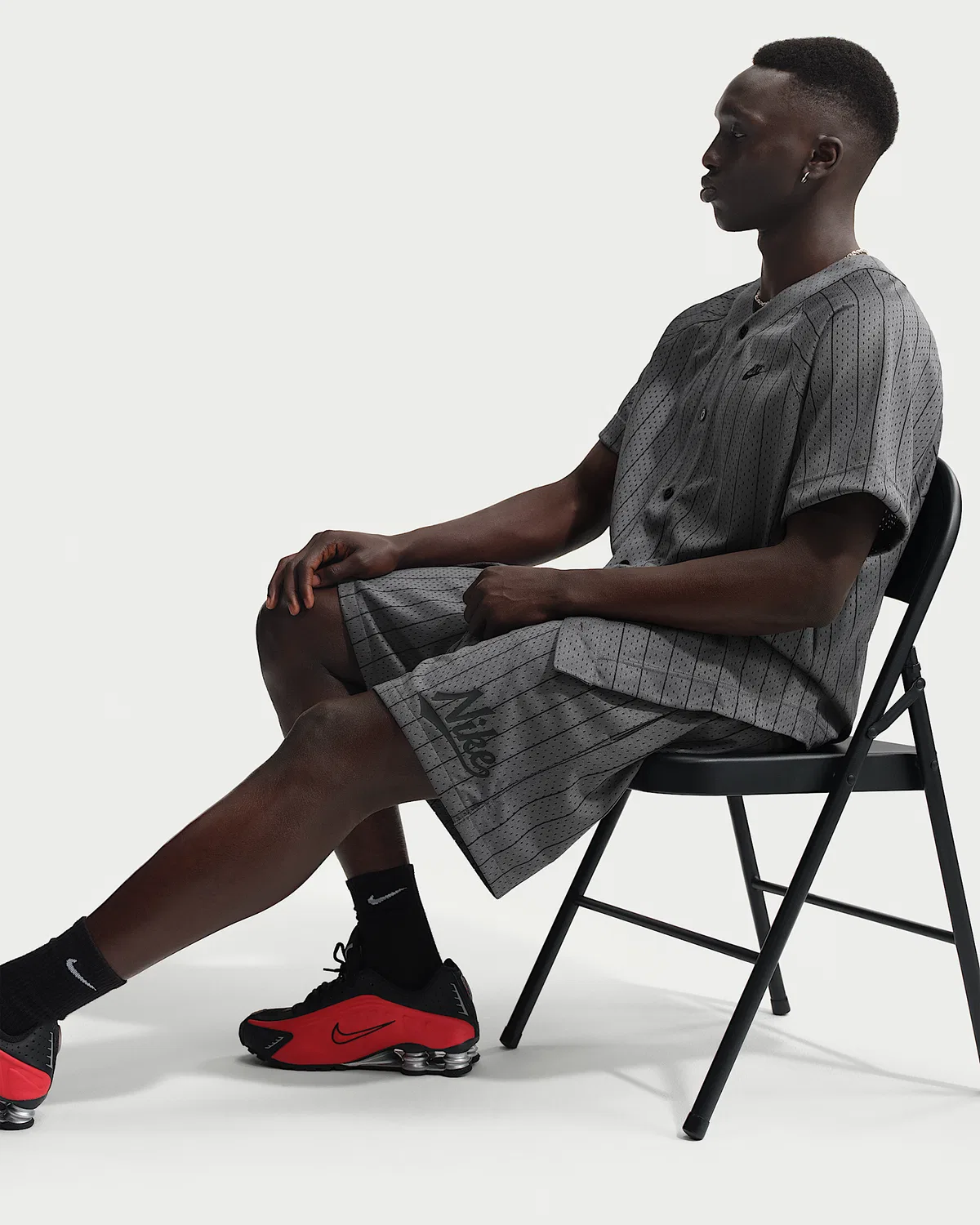 Мужские шорты Nike Sportswear Club Flow, Iron Grey/Black — фото 4
