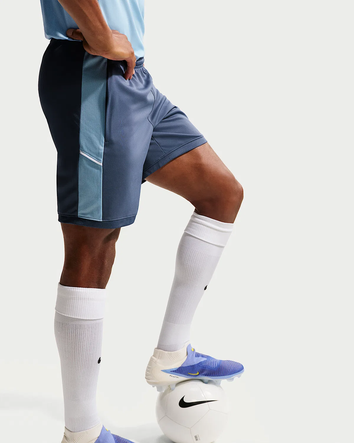 Мужские футбольные шорты Nike Dri-FIT Academy, Diffused Blue/Psychic Blue/White — фото 3