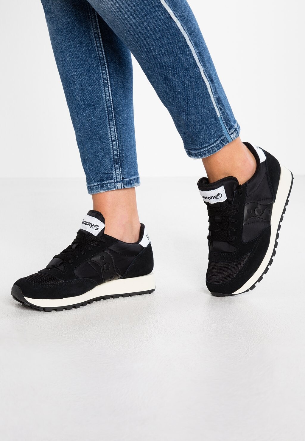 

Кроссовки Saucony, черный
