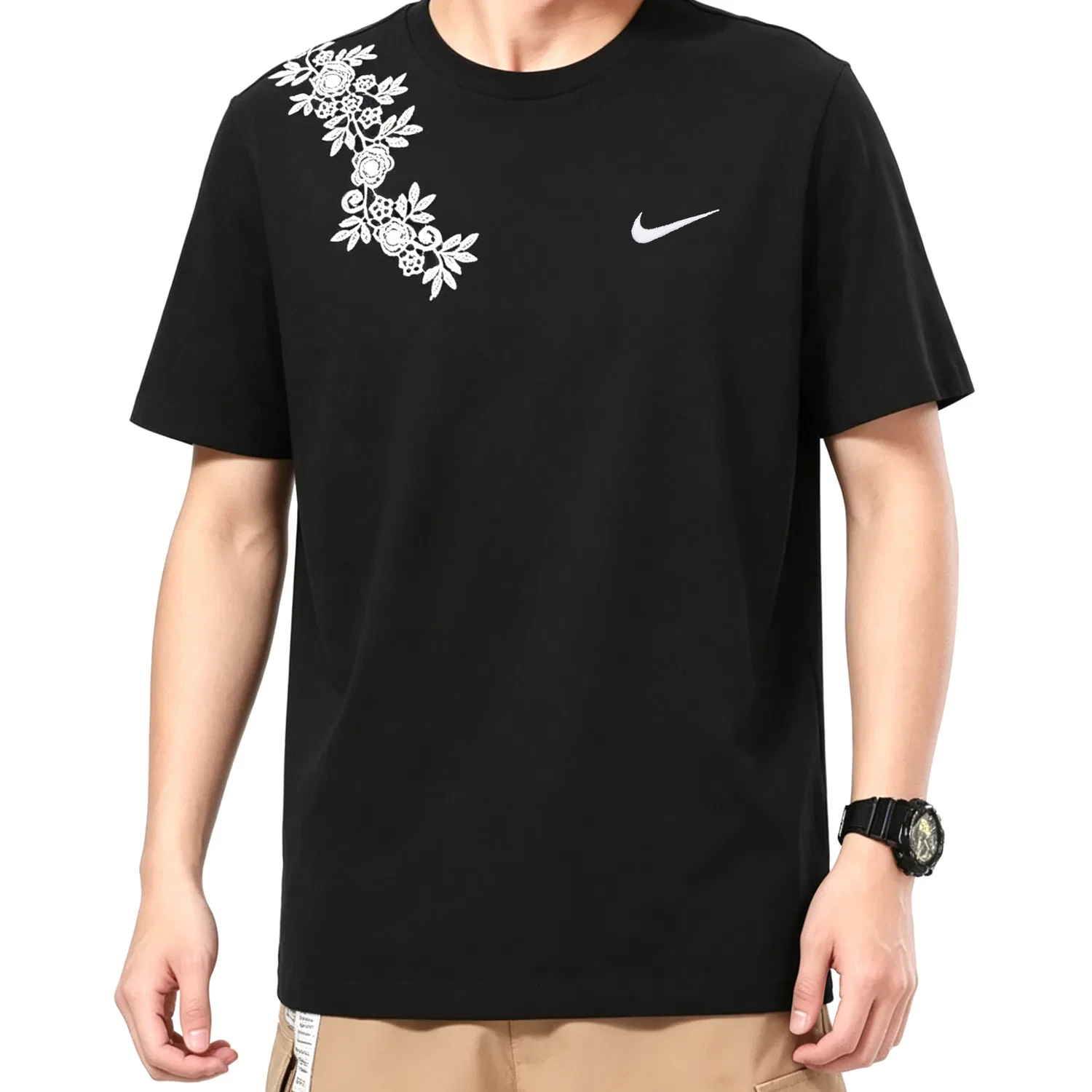 Футболка повседневная Nike Sportswear с цветочным принтом — фото 4