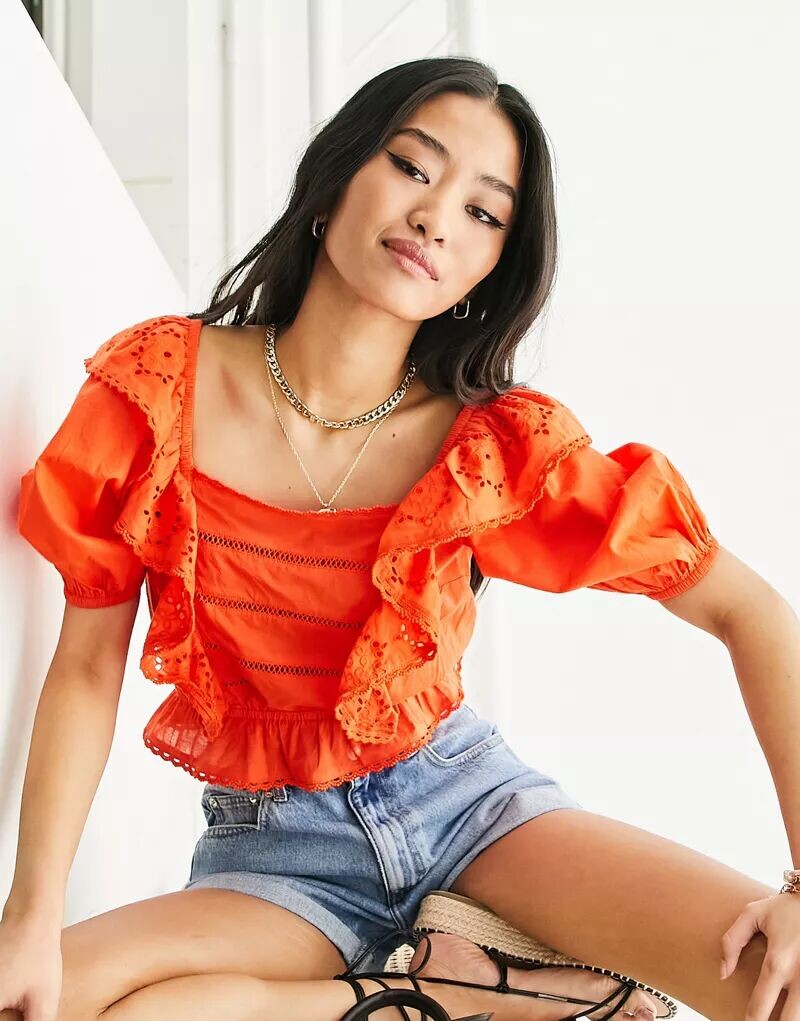 

Ярко-оранжевый укороченный фестивальный топ Miss Selfridge с вышивкой в ​​виде люверсов и рюшами