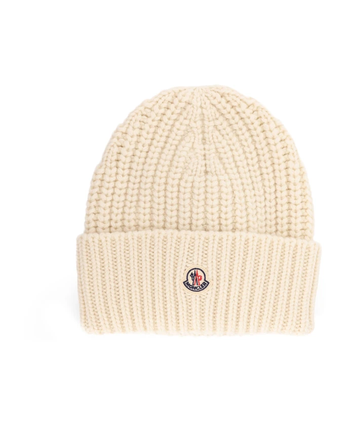 

Белая вязаная кепка с нашивкой и логотипом. Moncler, белый
