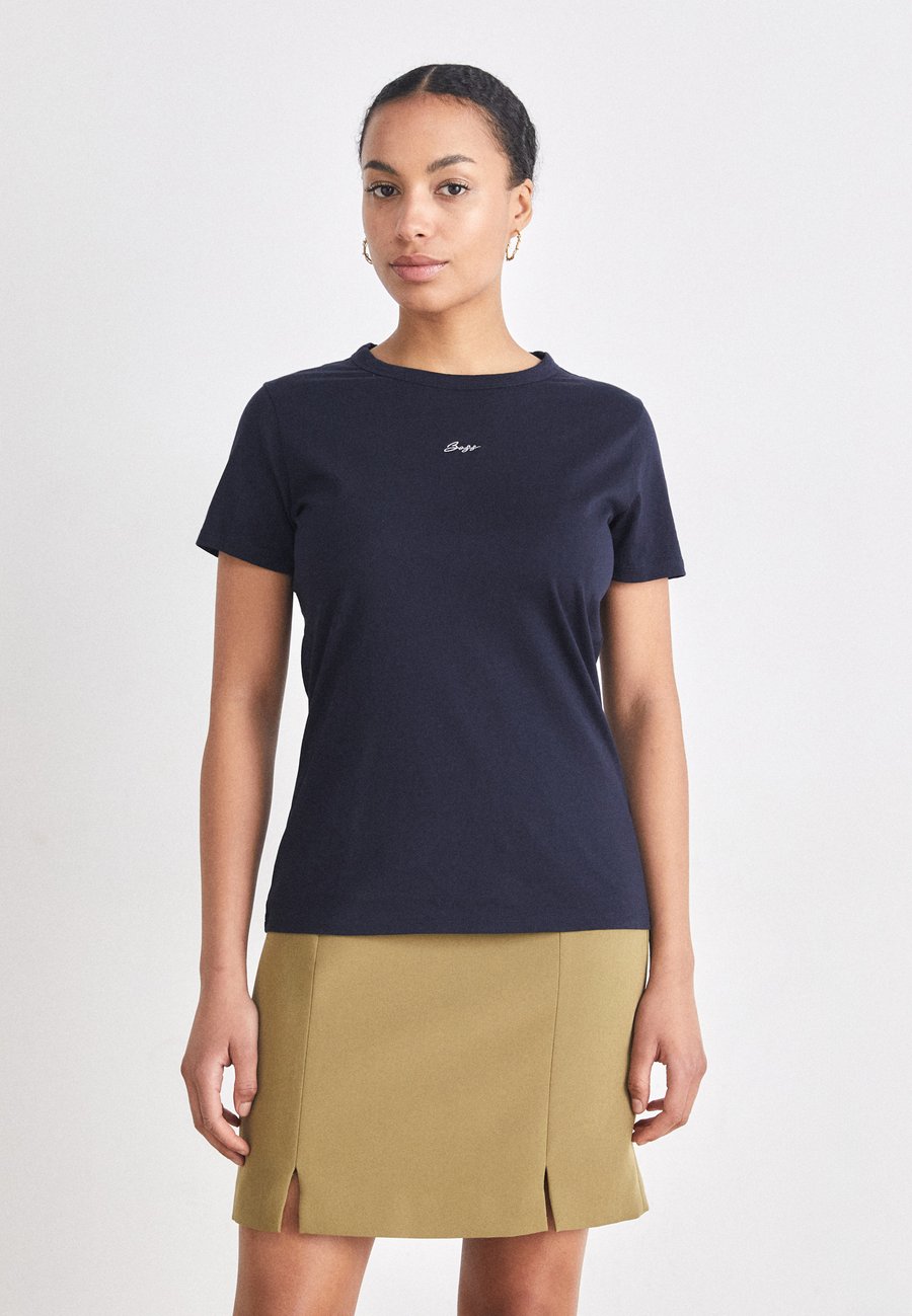 

Футболка BOSS Basic T-shirt, Dark Blue