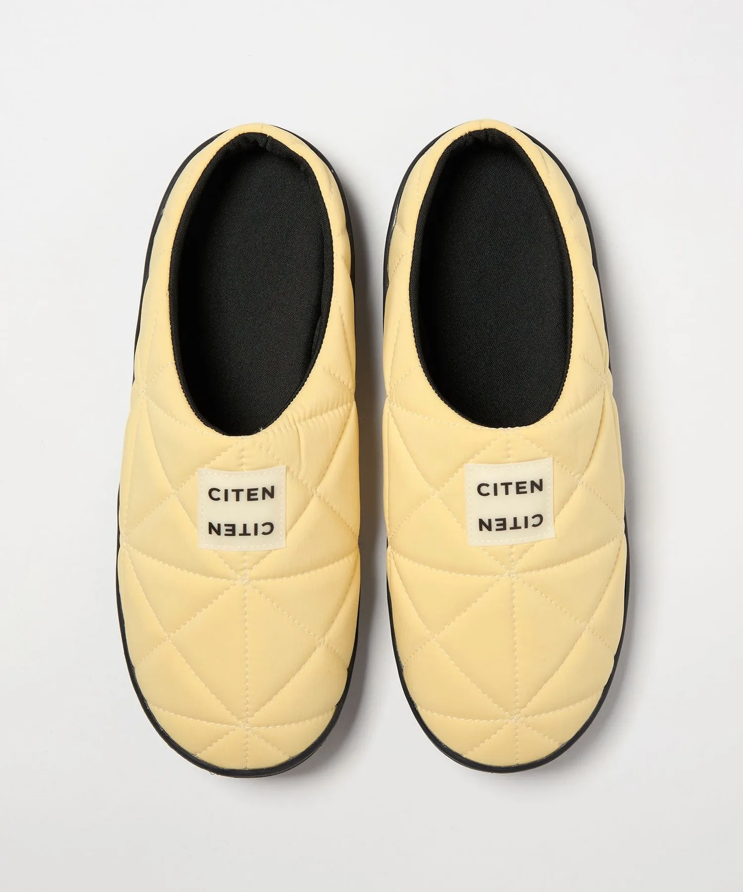 Домашние тапочки CITEN Padded Slipper Shoes стеганные треугольным узором серебристые — фото 2