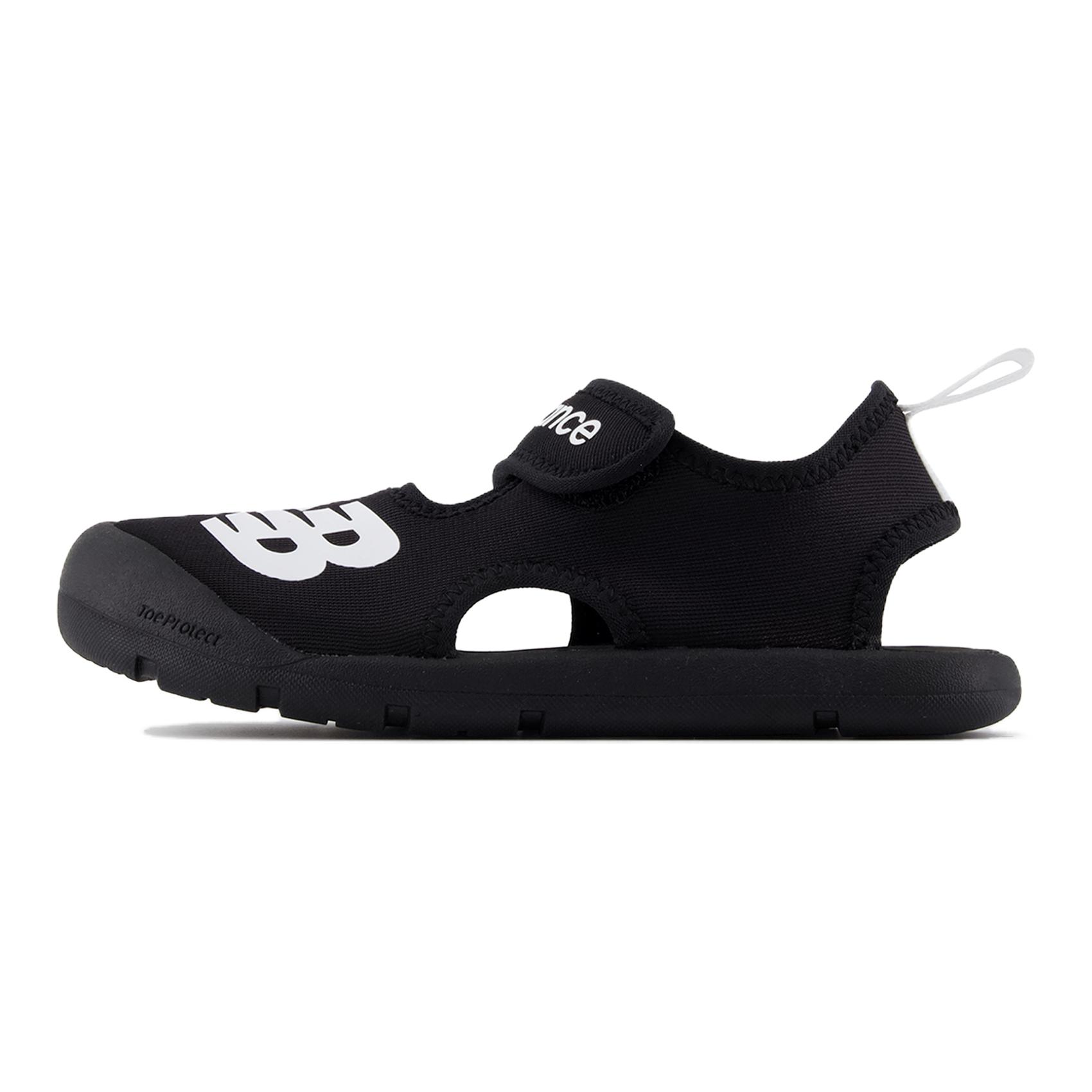 

Детские сандалии New Balance CRSR черные