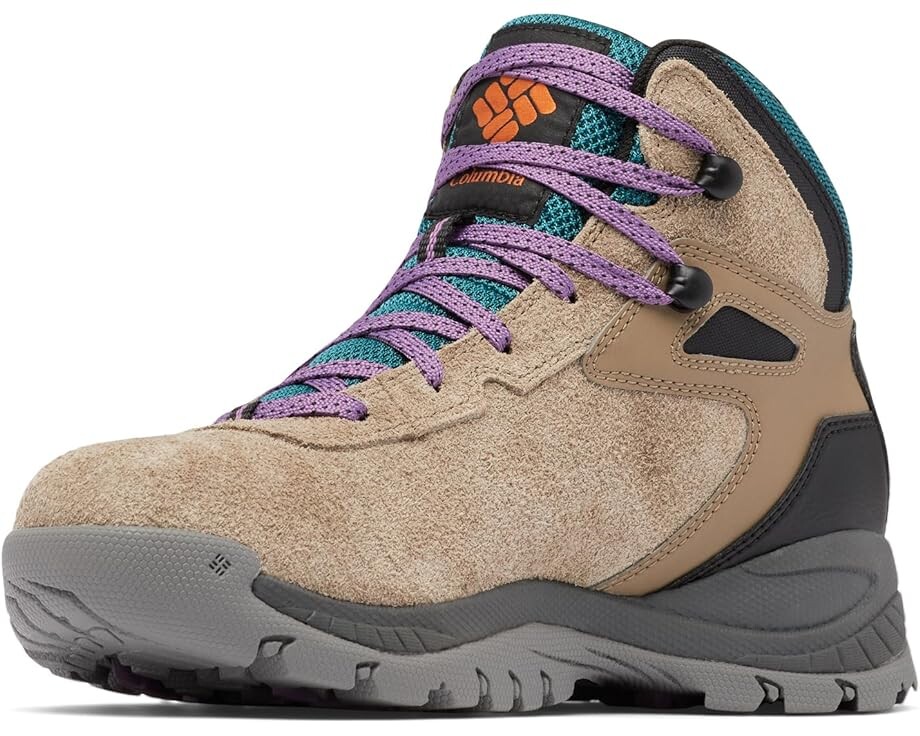 

Походная обувь Columbia Newton Ridge BC, цвет Wet Sand/Cedar