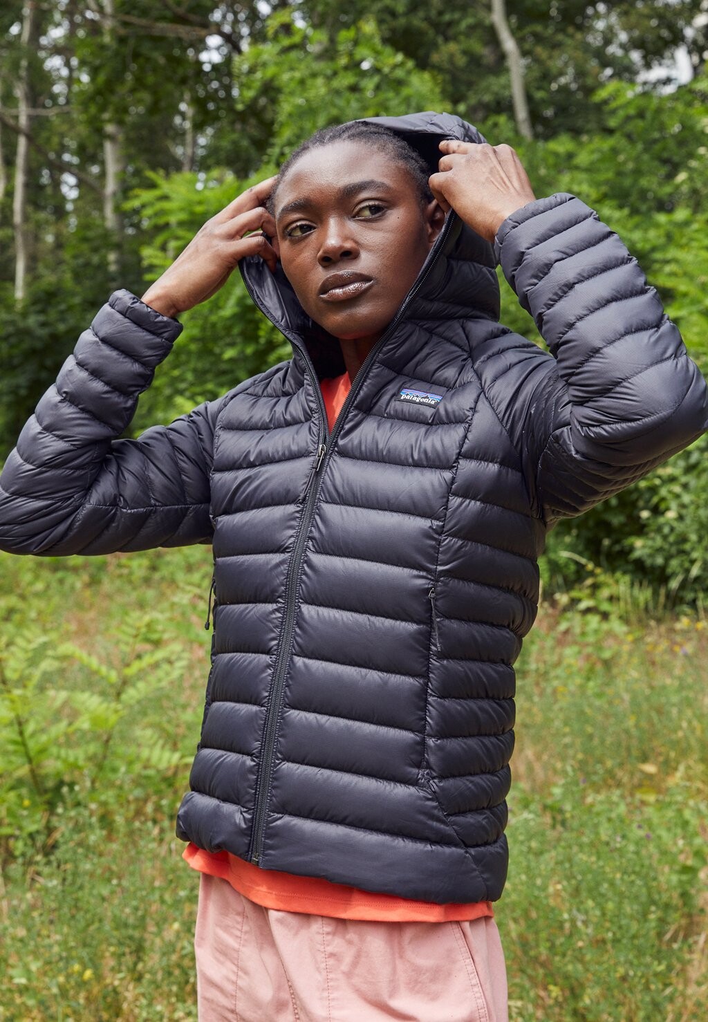 Пуховик HOODY Patagonia, цвет black