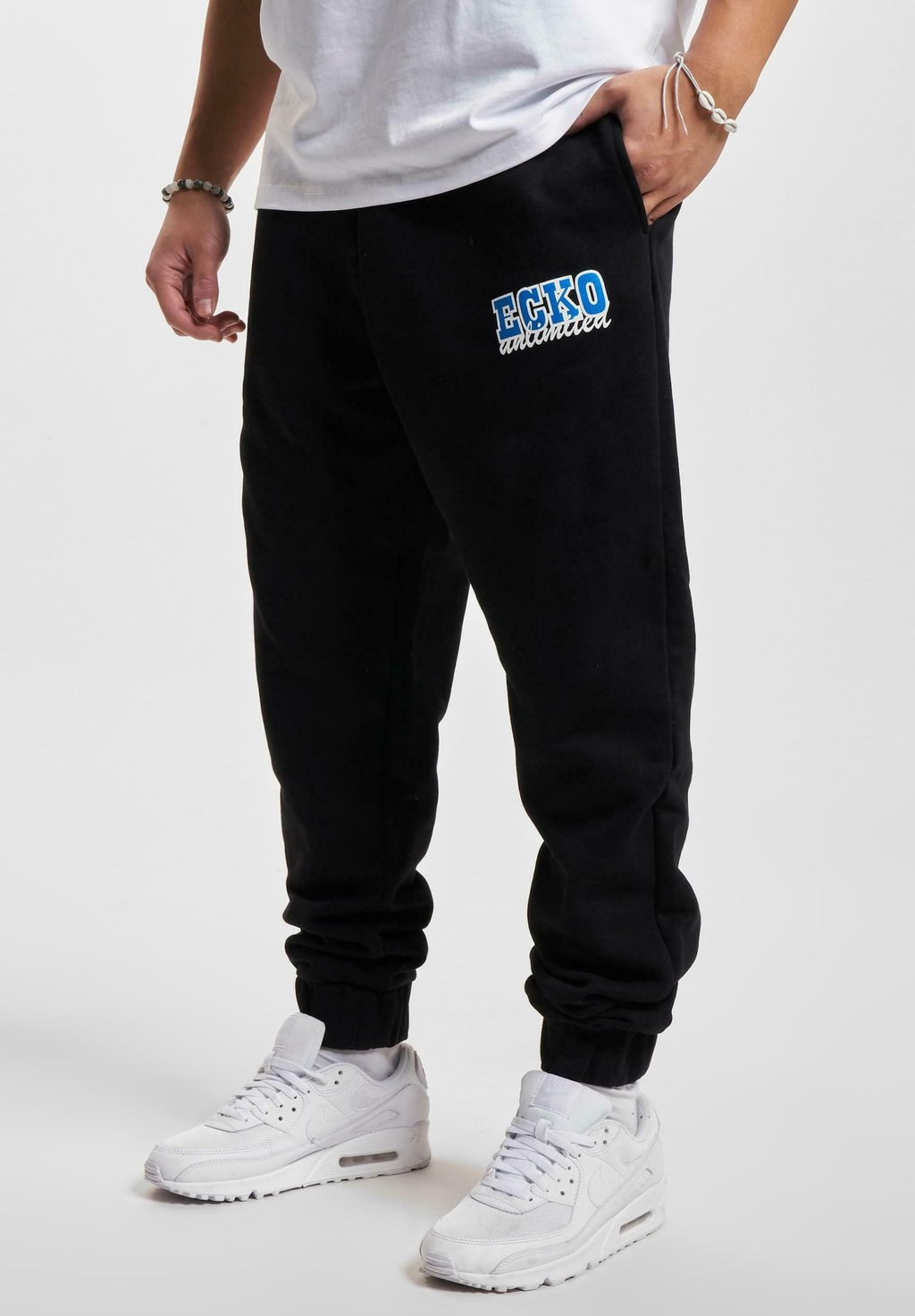 

Спортивные штаны COLLEGE JOGGING ecko unltd., черный