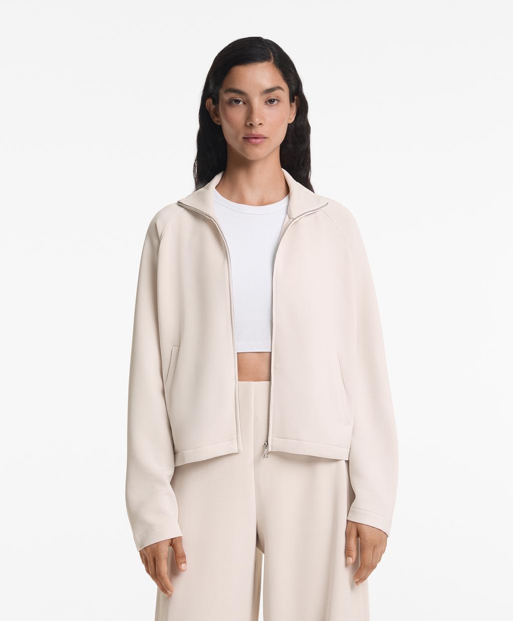 

Мягкий на ощупь жакет с плиссированной спинкой из модала Oysho, цвет Pale Taupe