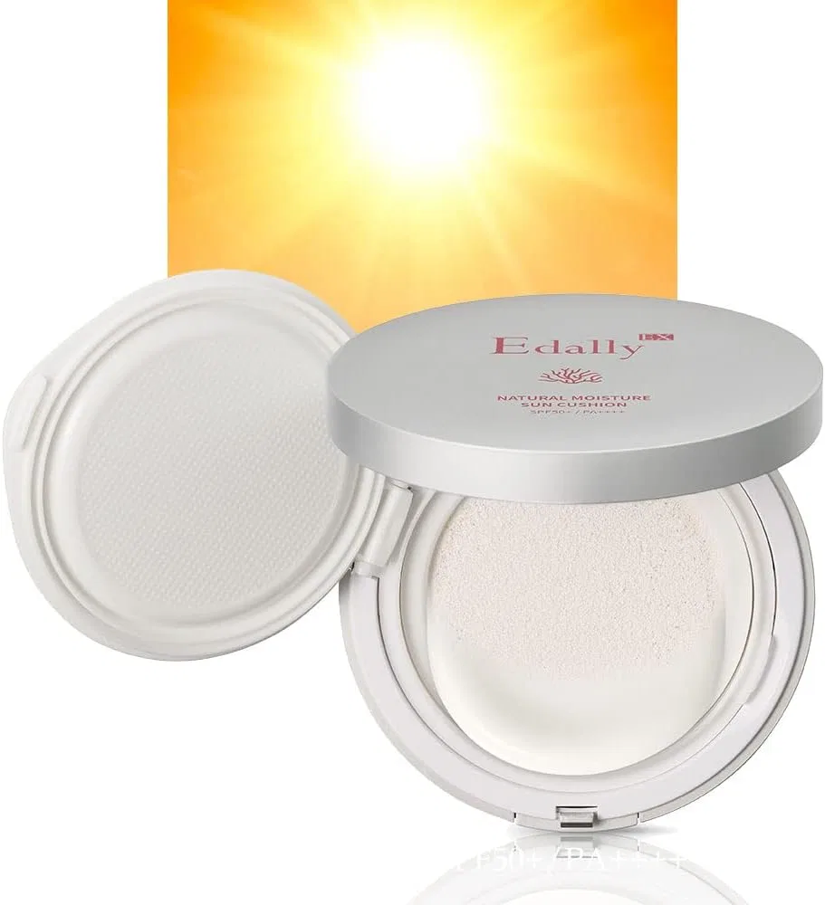 Солнцезащитный кушон Natural Moisture Sun Cream Cushion SPF50+ PA++++ HC LAB'S 15 г