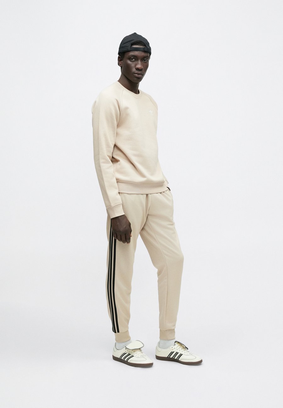 Толстовка Adidas Originals CREW, Stone Khaki/Beige — фото 3