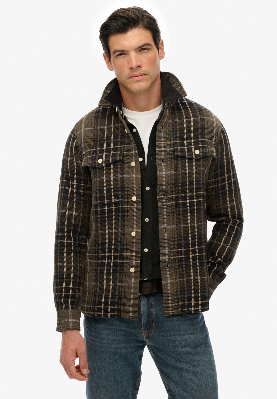 

Куртка Superdry & Co MERCHANT HEAVY CHECKED, Homestead Ombre Olive Green/Dark Green