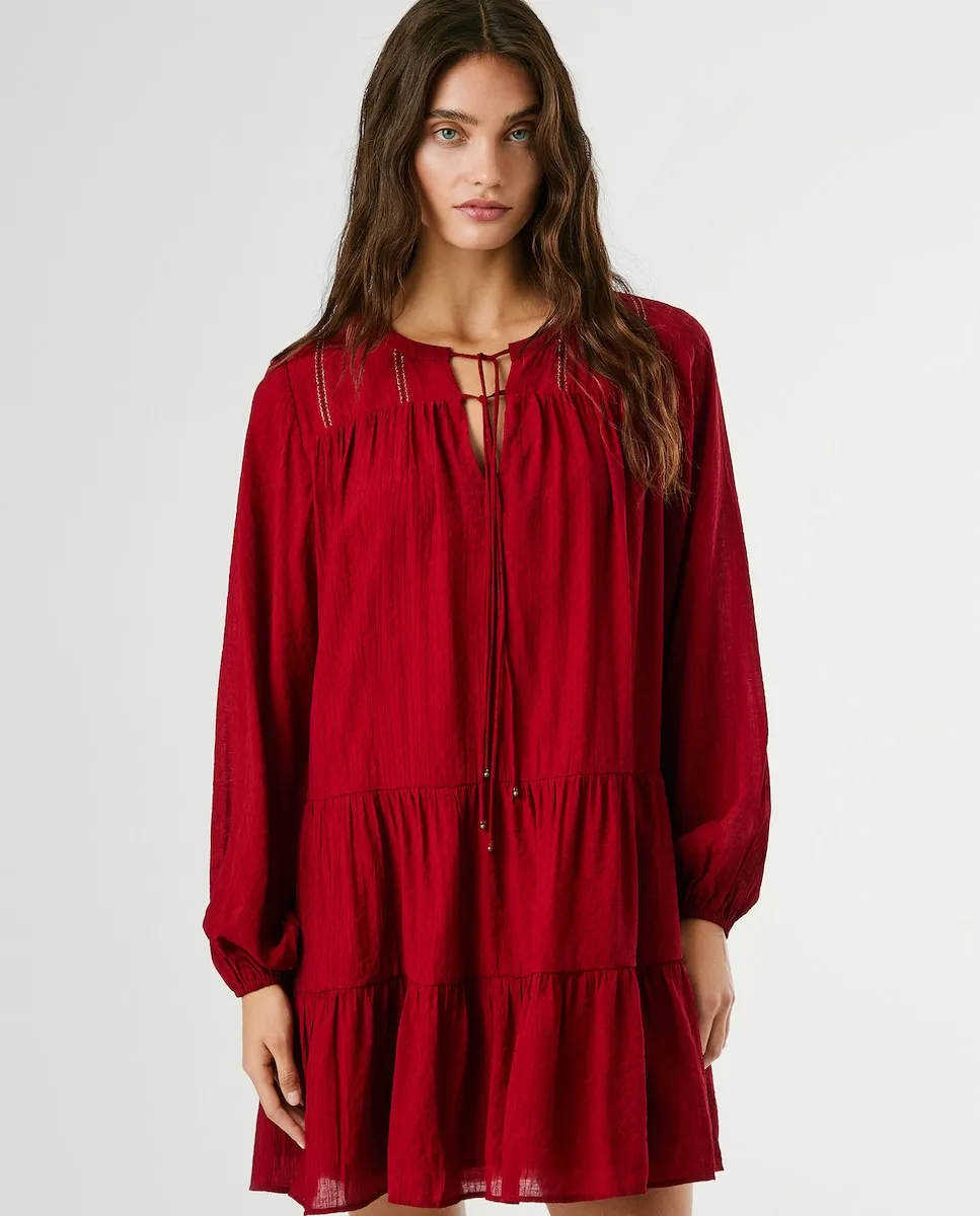 

Короткое платье из ткани добби с тональными гороховыми узорами Pepe Jeans, красный