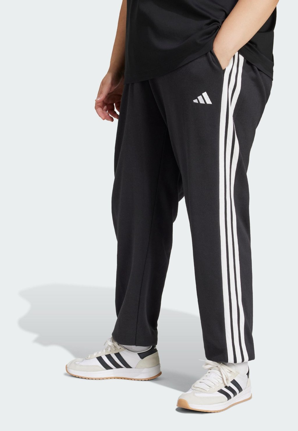 

Спортивные брюки ESSENTIALS FRENCH CUFFED adidas Sportswear, черный