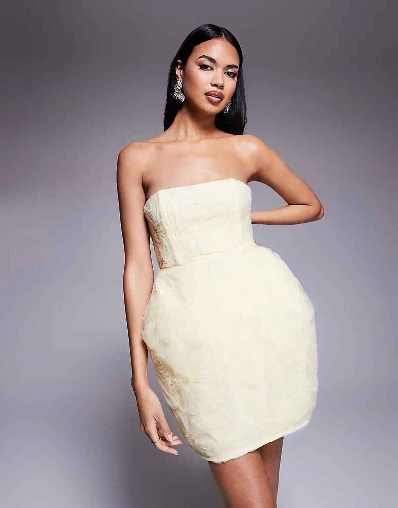 

Мини-платье ASOS DESIGN с объемным цветочным принтом и формованными вставками на бедрах в цвете пахты