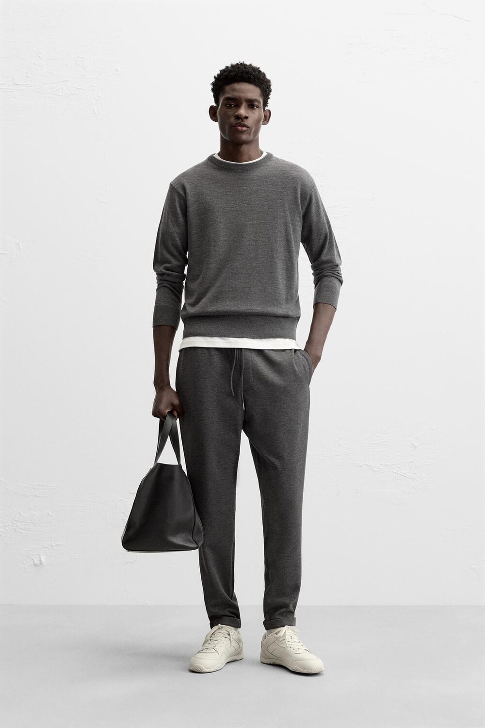 

Комфортные брюки стандартного кроя ZARA, серый
