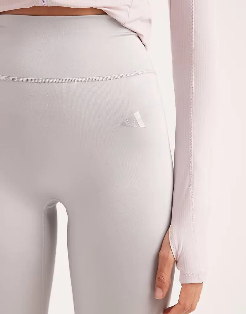 Леггинсы Adidas Performance Optime Essentials серого цвета — фото 4
