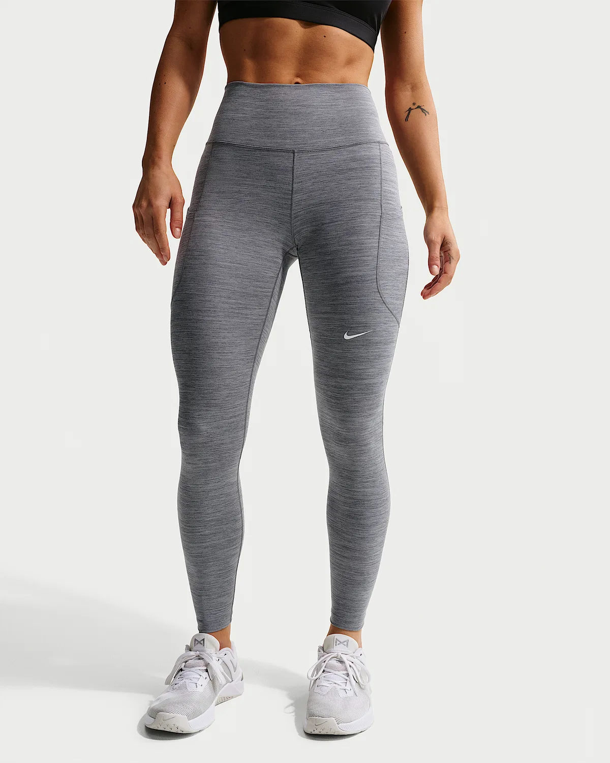 Женские леггинсы Nike One с высокой талией 7/8 и карманами, Smoke Grey/Heather/White — фото 2