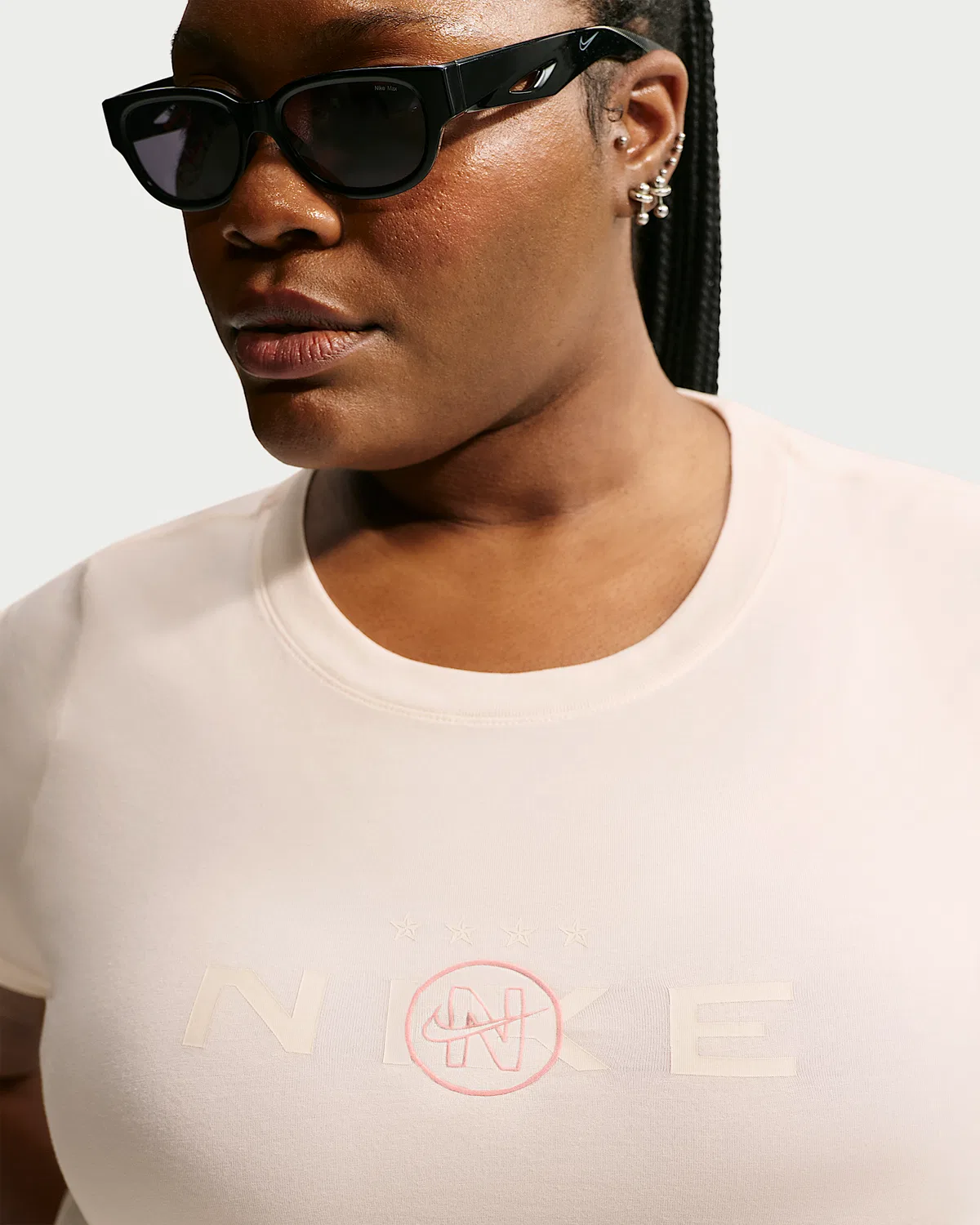 Женская укороченная футболка Slim (Plus Size) Nike Sportswear Chill Knit, Chalk/Arctic Orange — фото 3