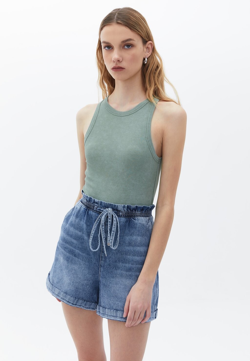 

Топ WASHED NECK SINGLET OXXO, цвет hedge green