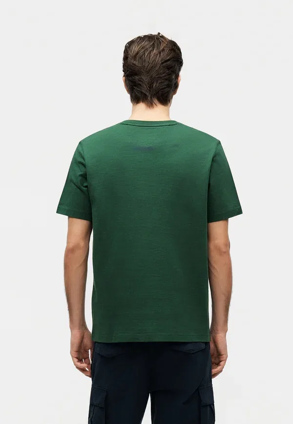 Футболка Tommy Hilfiger Essential V Neck Tee Core Basic, уличный зелёный — фото 3