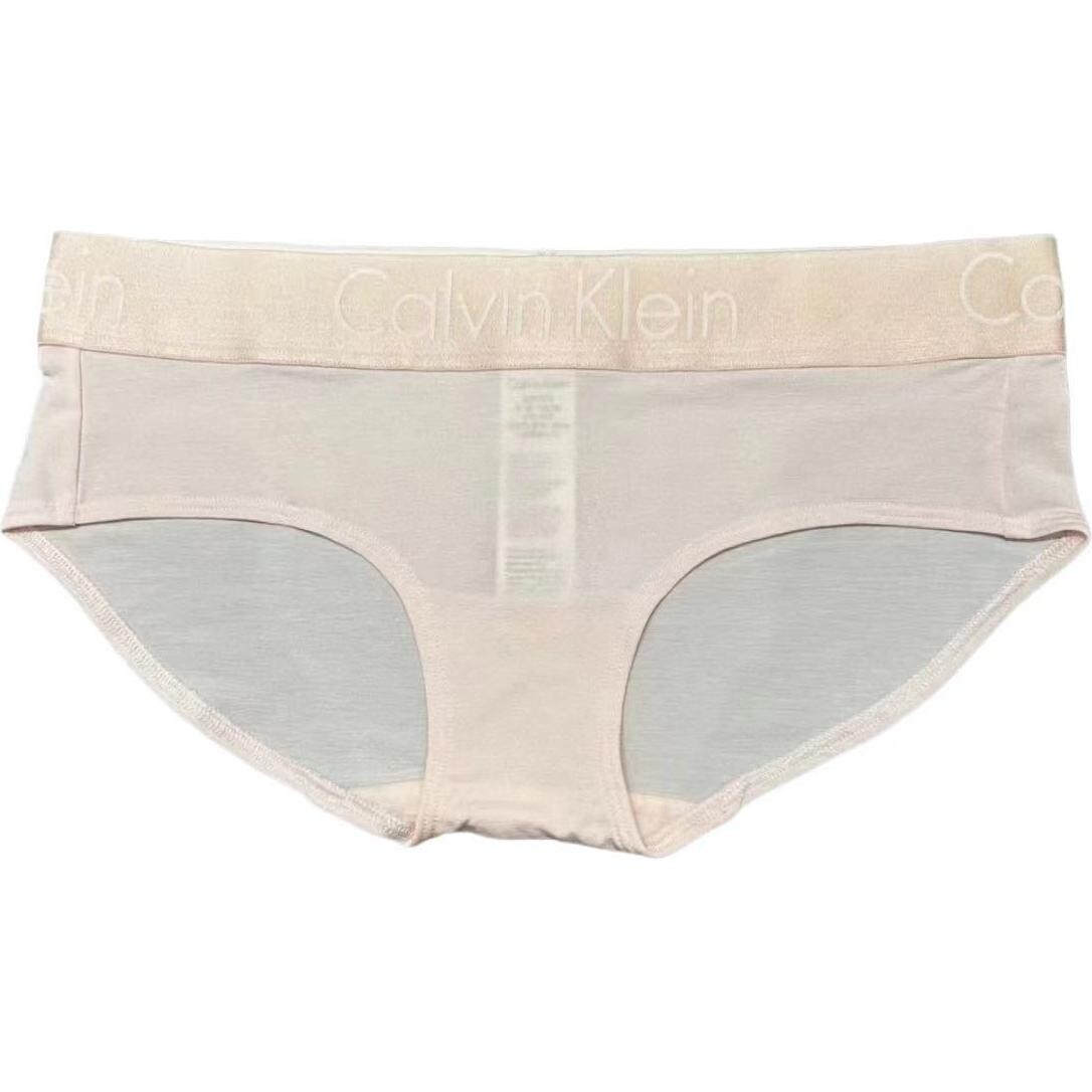 

Женские трусы Calvin Klein