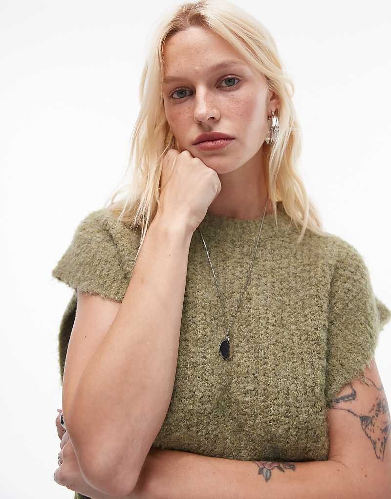 

Зеленая майка Topshop вязки букле в рубчик с открытыми плечами