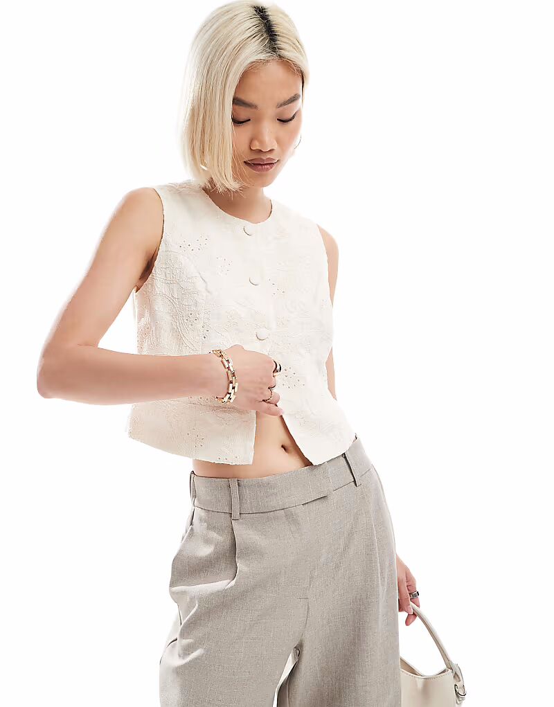 

Вышитый жилет Vero Moda кремового цвета
