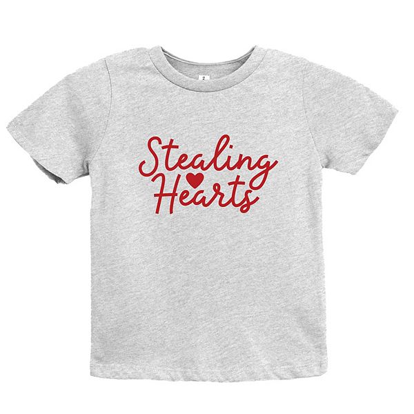 

Футболка с принтом Stealing hearts cursive The Juniper Shop