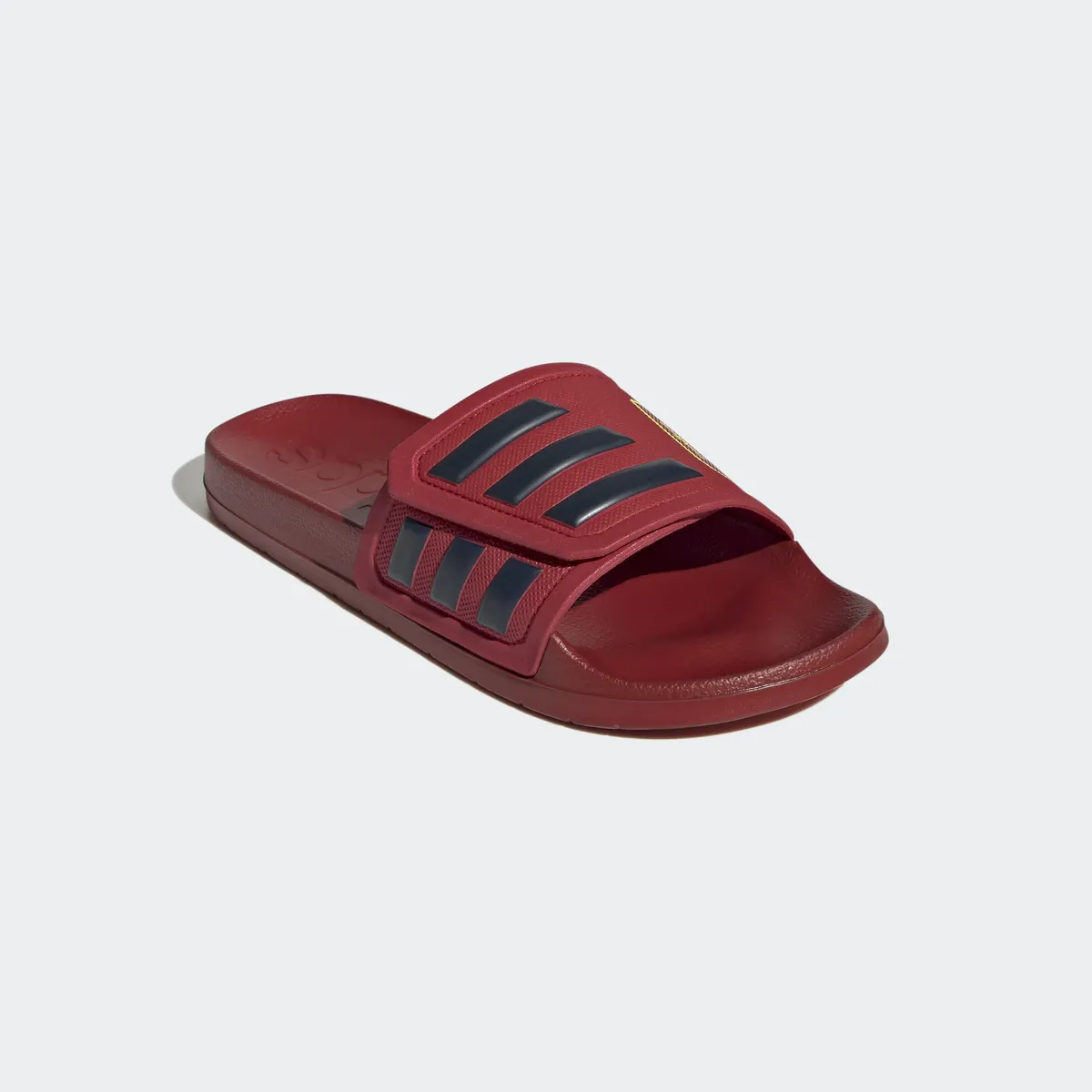 

Adidas Спортивные купальные сандалии "TND ADILETTE" Adidas Sportswear, цвет Team Power Red / Team Navy Blue / Team Power Red