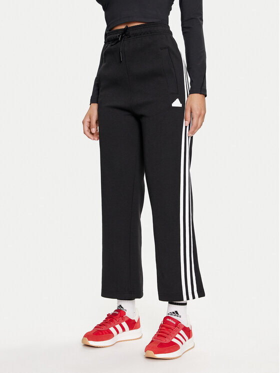 

Спортивные брюки свободного кроя Adidas, черный