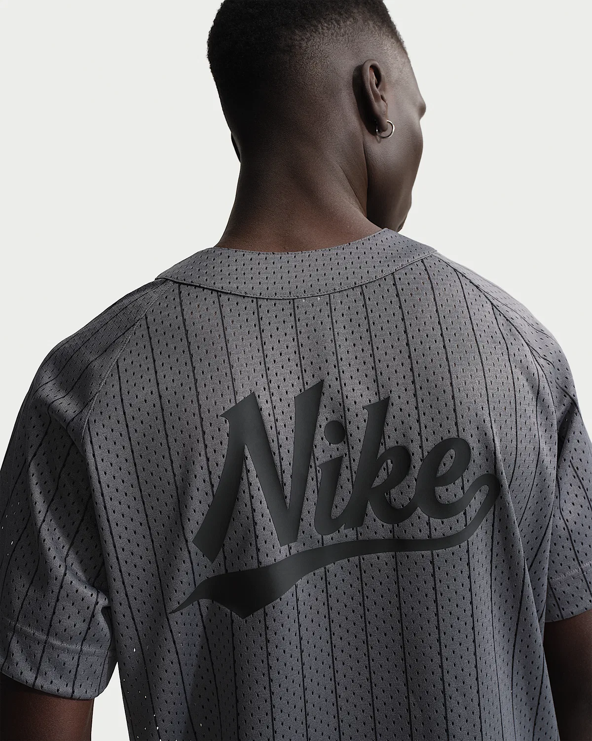 Мужская джерси Nike Sportswear Club, Iron Grey/Black — фото 2