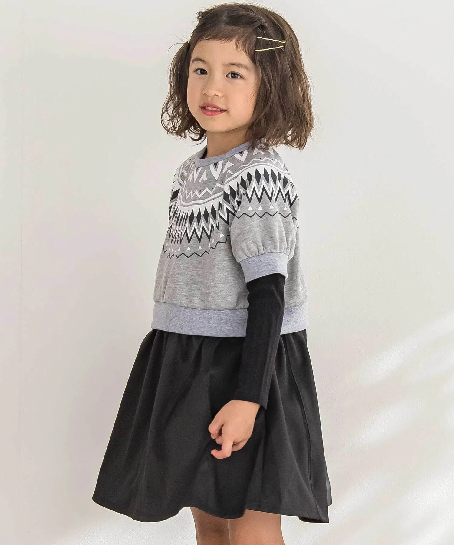 Детское платье с нордическим узором BeBe Petits Pois Vert серое