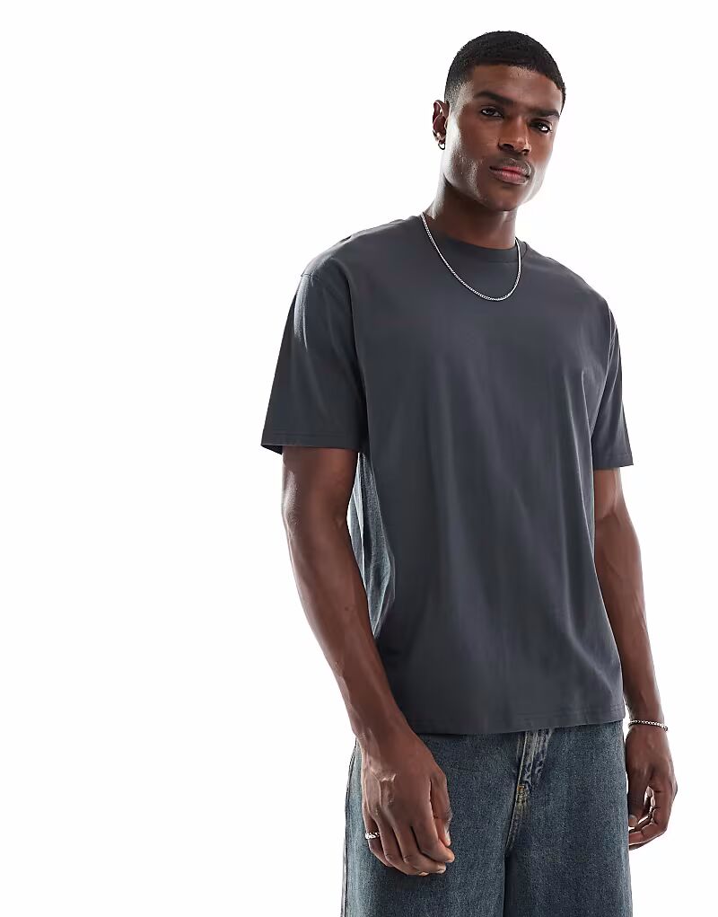 

Свободная футболка ASOS DESIGN Essential в угольном цвете