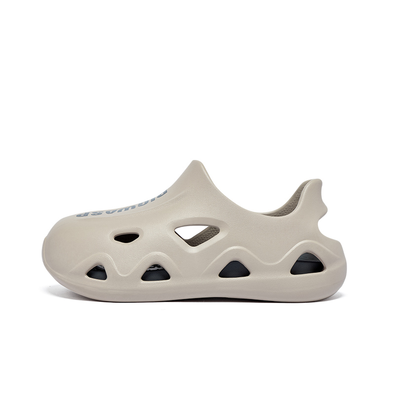 

Детские сандалии для подростков с противоскользящей подошвой, антиударной защитой, дышащие, легкие и с амортизацией BIG WASP, темно серый